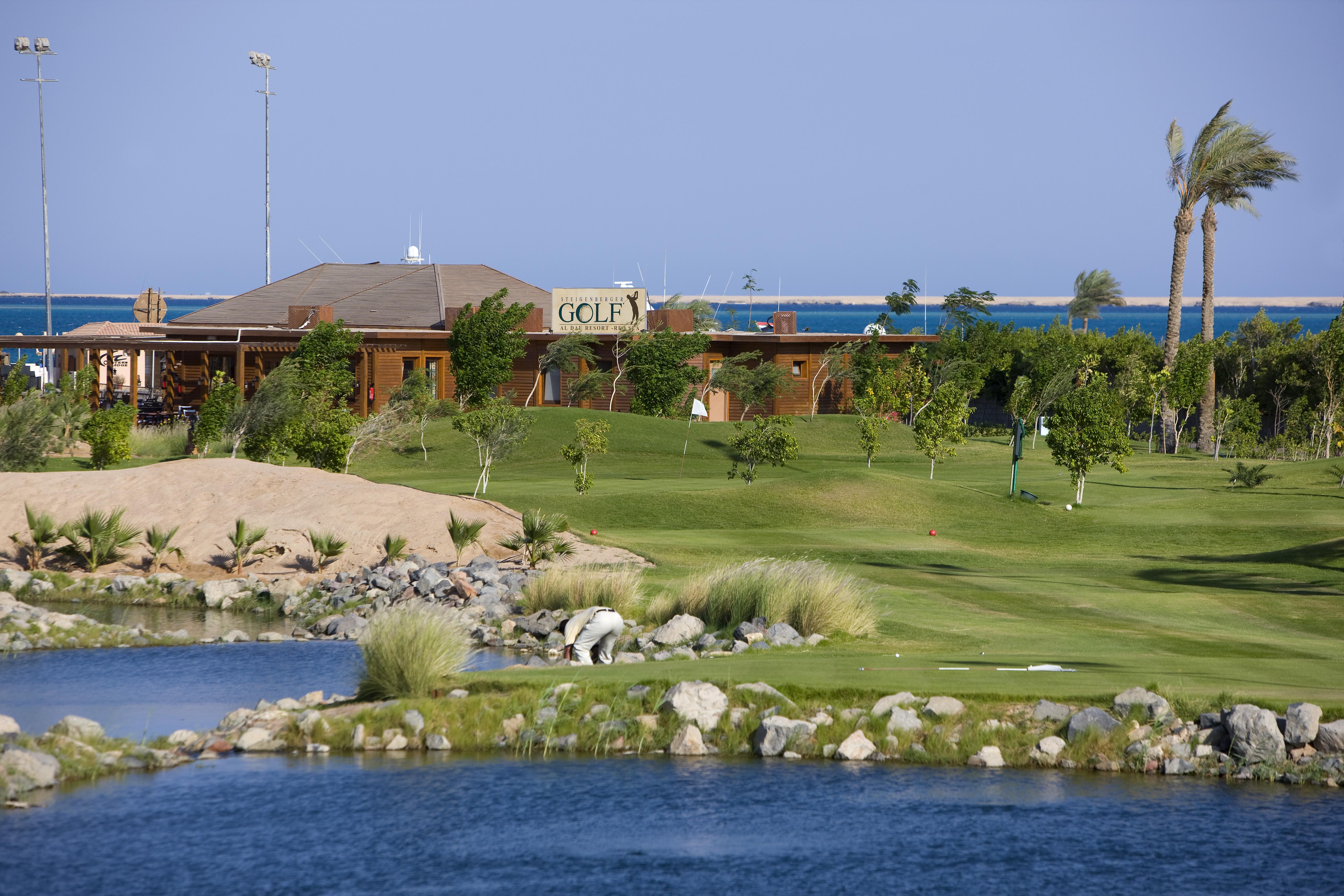 Steigenberger Aldau Beach Hotel Hurghada Eksteriør bilde Golf course at the Red Sea Resort