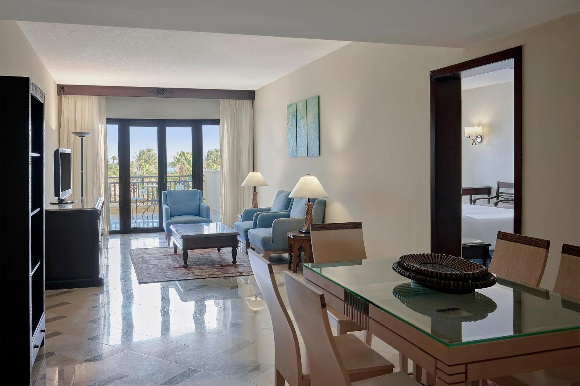 Steigenberger Aldau Beach Hotel Hurghada Eksteriør bilde A suite at the Hilton Sharm El Sheikh